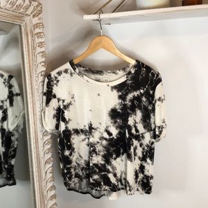 Black & White Tie Die Crop Tee!